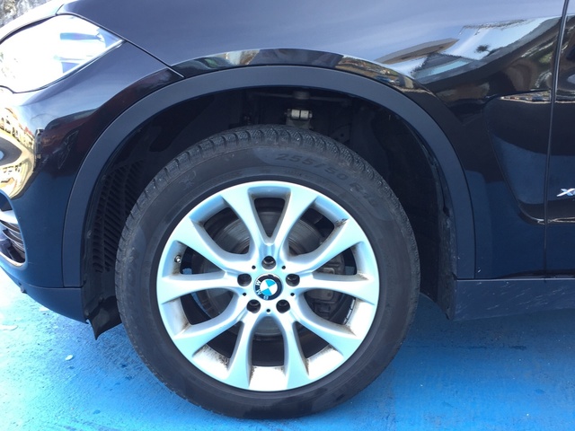 BMW X5 xDrive30d color Negro. Año 2019. 190KW(258CV). Diésel. En concesionario Grünblau Motor (Bmw y Mini) de Cantabria