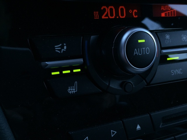 BMW X5 xDrive30d color Negro. Año 2019. 190KW(258CV). Diésel. En concesionario Grünblau Motor (Bmw y Mini) de Cantabria
