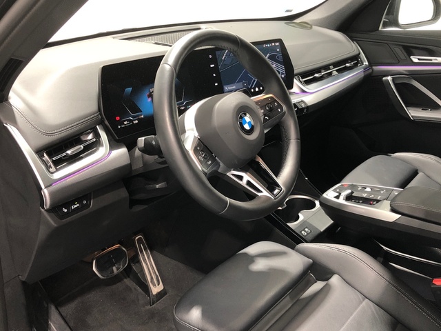 BMW X1 sDrive20d color Negro. Año 2025. 120KW(163CV). Diésel. En concesionario Auto Premier, S.A. - MADRID de Madrid