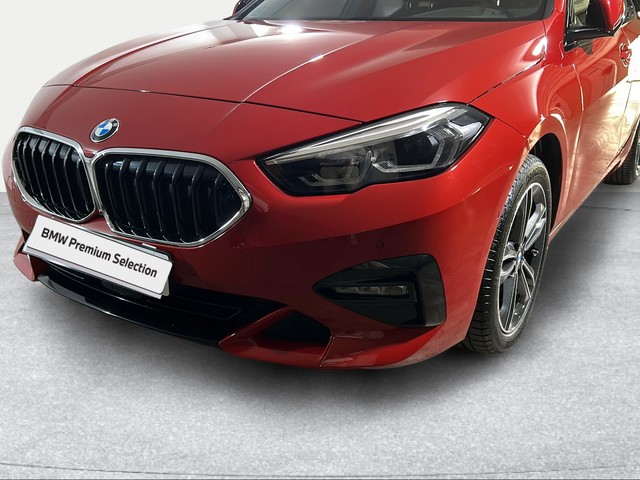 BMW Serie 2 218d Gran Coupe color Rojo. Año 2024. 110KW(150CV). Diésel. En concesionario San Pablo Motor | Su Eminencia de Sevilla