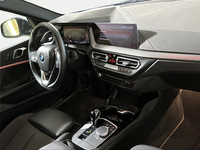 BMW Serie 2 218d Gran Coupe color Azul. Año 2024. 110KW(150CV). Diésel. En concesionario San Pablo Motor | Su Eminencia de Sevilla