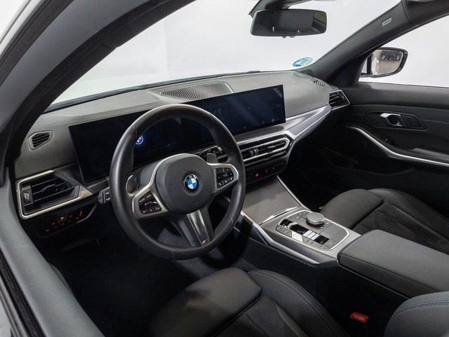 BMW Serie 3 318d Touring color Blanco. Año 2024. 110KW(150CV). Diésel. En concesionario Oliva Motor Girona de Girona