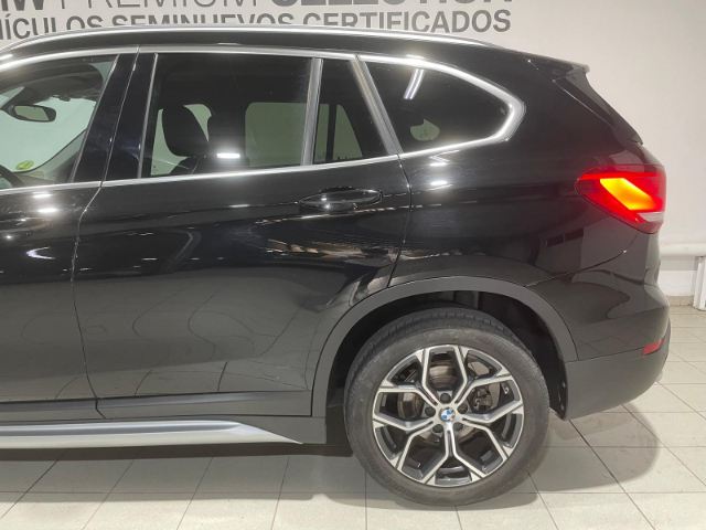 BMW X1 sDrive18d color Negro. Año 2020. 110KW(150CV). Diésel. En concesionario Hispamovil Elche de Alicante