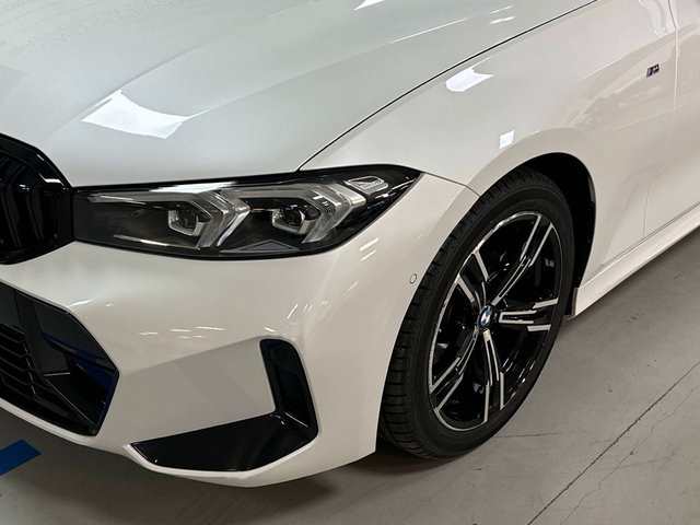 BMW Serie 3 318d color Blanco. Año 2024. 110KW(150CV). Diésel. En concesionario Triocar Gijón (Bmw y Mini) de Asturias