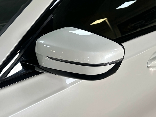 BMW Serie 3 318d color Blanco. Año 2024. 110KW(150CV). Diésel. En concesionario Triocar Gijón (Bmw y Mini) de Asturias