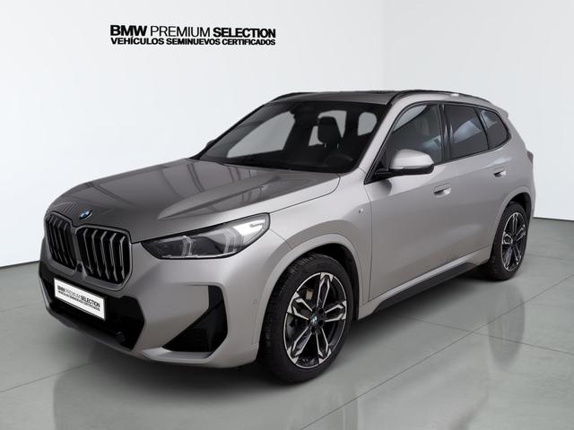 BMW X1 sDrive18d color Gris Plata. Año 2023. 110KW(150CV). Diésel. En concesionario Automotor Premium Velázquez - Málaga de Málaga