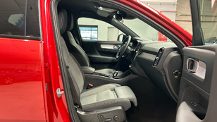 Volvo XC40 T5 Recharge PHEV Plus Dark Auto 193 kW (262 CV) - 7 Volvo XC40 T5 Ocasión 193 KW (262CV) - 7