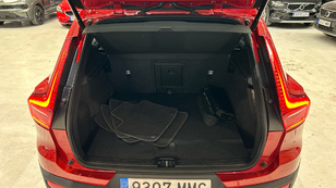 Volvo XC40 T5 Recharge PHEV Plus Dark Auto 193 kW (262 CV) - 10 Volvo XC40 T5 Ocasión 193 KW (262CV) - 10
