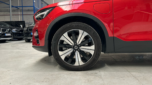 Volvo XC40 T5 Recharge PHEV Plus Dark Auto 193 kW (262 CV) - 14 Volvo XC40 T5 Ocasión 193 KW (262CV) - 14