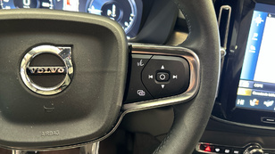 Volvo XC40 T5 Recharge PHEV Plus Dark Auto 193 kW (262 CV) - 48 Volvo XC40 T5 Ocasión 193 KW (262CV) - 48