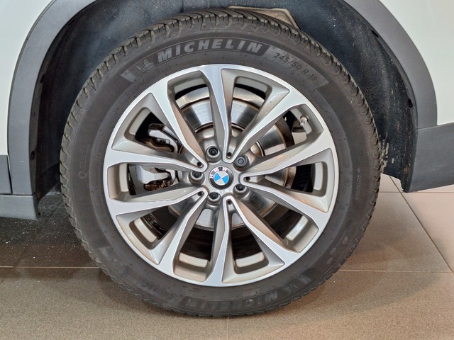BMW X3 xDrive20d color Blanco. Año 2021. 140KW(190CV). Diésel. En concesionario Tormes Motor de Salamanca