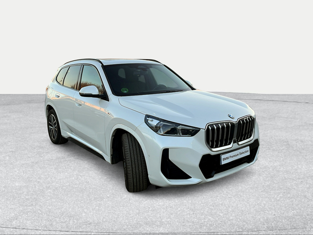 BMW X1 sDrive18d color Blanco. Año 2024. 110KW(150CV). Diésel. En concesionario Ilbira Motor | Granada de Granada