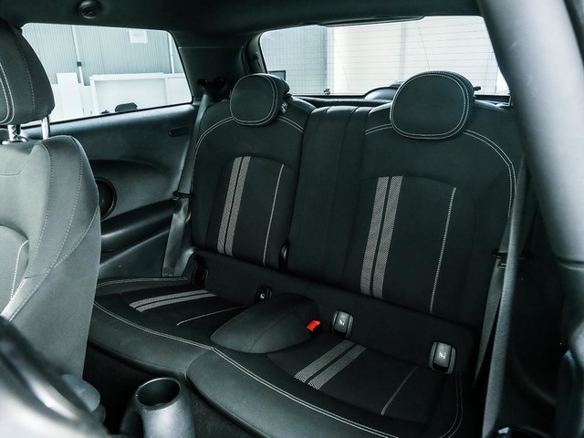 fotoG 8 del MINI MINI 3 Puertas Cooper SE 135 kW (184 CV) 184cv Eléctrico del 2022 en Tarragona