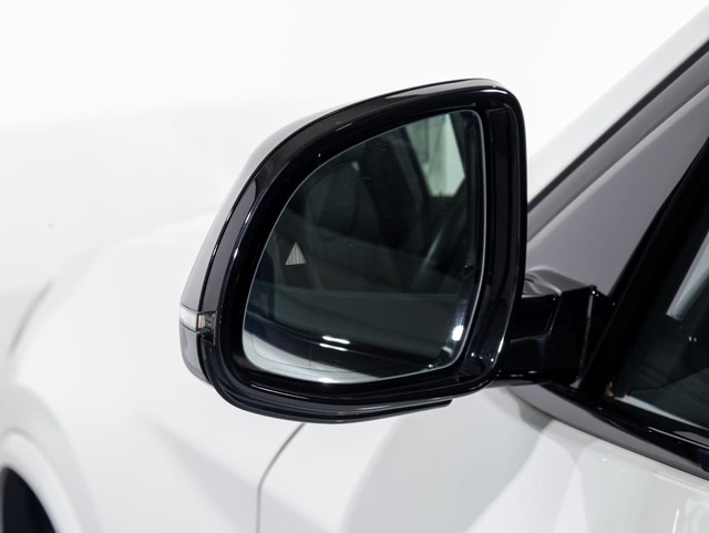 BMW iX3 M Sport color Blanco. Año 2024. 210KW(286CV). Eléctrico. En concesionario Oliva Motor Girona de Girona
