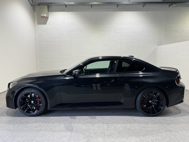 BMW M M2 Coupe color Negro. Año 2024. 338KW(460CV). Gasolina. En concesionario Motor Munich Cadi - Manresa - VO de Barcelona