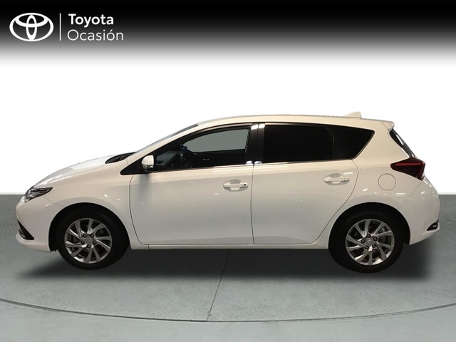 Toyota Auris 120T Active 85 kW (116 CV)