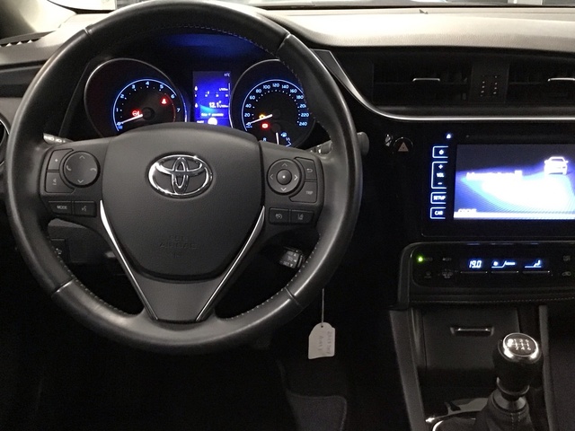 Toyota Auris 120T Active 85 kW (116 CV)