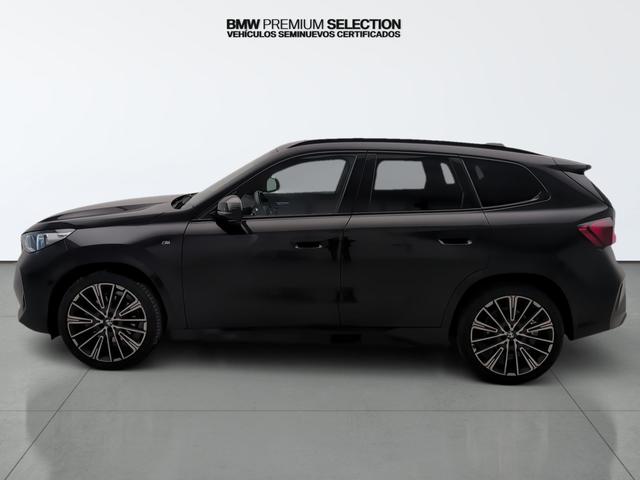 BMW X1 sDrive20i color Negro. Año 2023. 125KW(170CV). Gasolina. En concesionario Automotor Premium Viso - Málaga de Málaga