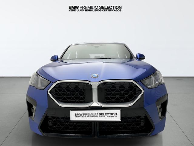 BMW X2 sDrive18d color Azul. Año 2024. 110KW(150CV). Diésel. En concesionario Automotor Premium Viso - Málaga de Málaga