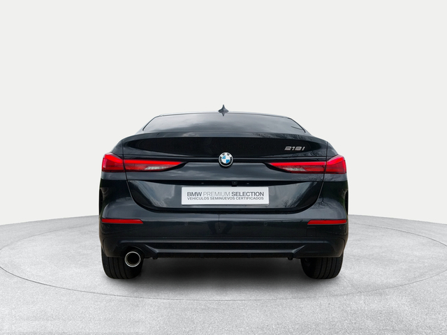 BMW Serie 2 218i Gran Coupe color Negro. Año 2024. 103KW(140CV). Gasolina. En concesionario San Rafael Motor, S.L. de Córdoba
