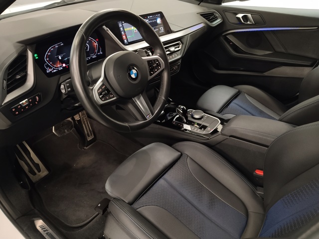 BMW Serie 1 118d color Blanco. Año 2024. 110KW(150CV). Diésel. En concesionario Autoberón de La Rioja