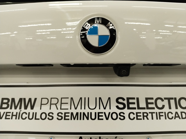 BMW Serie 1 118d color Blanco. Año 2024. 110KW(150CV). Diésel. En concesionario Autoberón de La Rioja