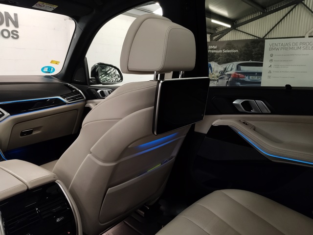 BMW X5 xDrive45e color Negro. Año 2020. 290KW(394CV). Híbrido Electro/Gasolina. En concesionario Autoberón de La Rioja