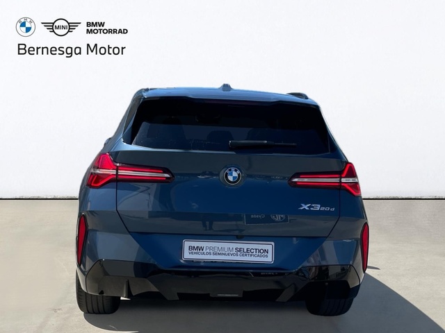BMW X3 xDrive20d color Azul. Año 2025. 145KW(197CV). Diésel. En concesionario Bernesga Motor Ponferrada (Bmw y Mini) de León