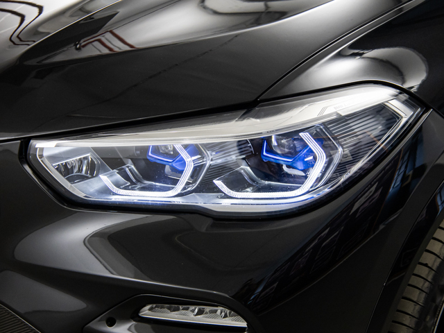 BMW X5 xDrive30d color Negro. Año 2019. 195KW(265CV). Diésel. En concesionario BMW Fuenteolid Valladolid de Valladolid