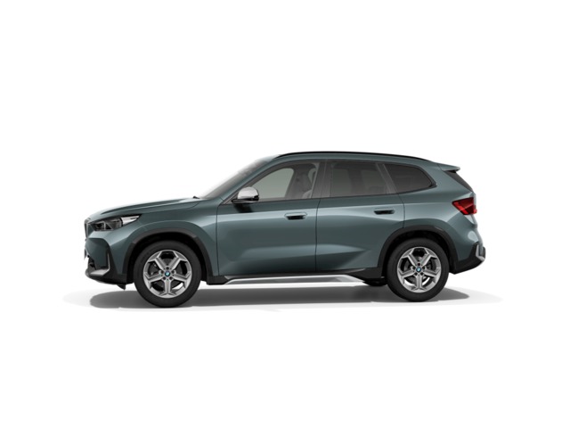 BMW X1 sDrive20i color Verde. Año 2024. 125KW(170CV). Gasolina. En concesionario Movilnorte El Plantio de Madrid