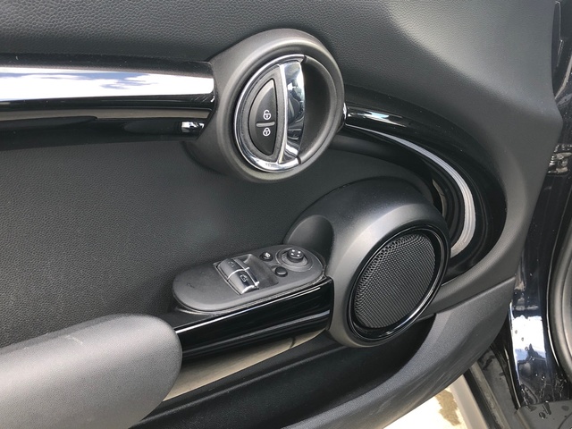 fotoG 10 del MINI MINI 3 Puertas Cooper SE 135 kW (184 CV) 184cv Eléctrico del 2022 en Madrid
