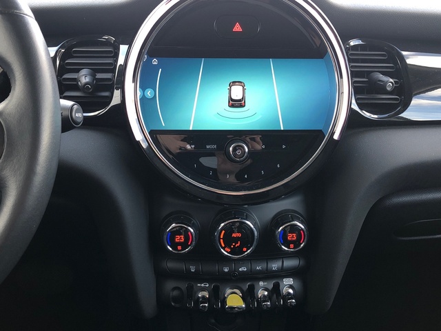 fotoG 16 del MINI MINI 3 Puertas Cooper SE 135 kW (184 CV) 184cv Eléctrico del 2022 en Madrid