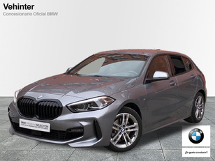 Fotos de BMW Serie 1 118d color Gris. Año 2023. 110KW(150CV). Diésel. En concesionario Vehinter Aguacate de Madrid