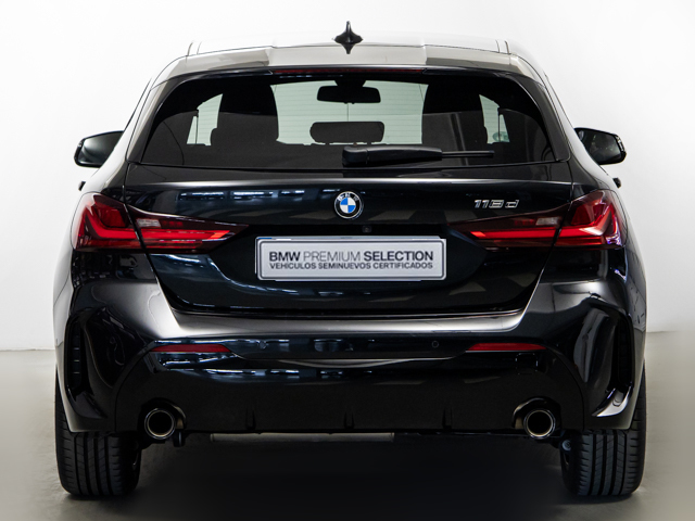 BMW Serie 1 118d color Negro. Año 2024. 110KW(150CV). Diésel. En concesionario BMW Fuenteolid Valladolid de Valladolid