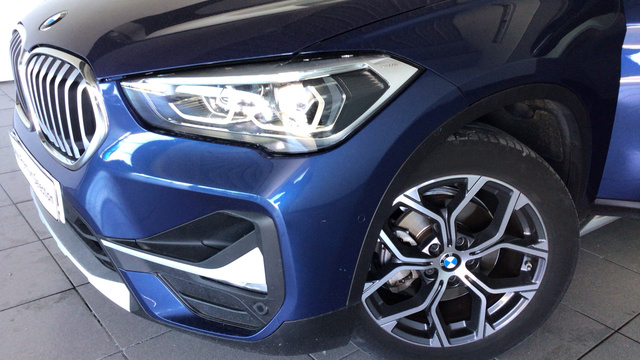 BMW X1 sDrive18i color Azul. Año 2021. 103KW(140CV). Gasolina. En concesionario BYmyCAR Madrid - Alcalá de Madrid