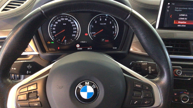 BMW X1 sDrive18i color Azul. Año 2021. 103KW(140CV). Gasolina. En concesionario BYmyCAR Madrid - Alcalá de Madrid