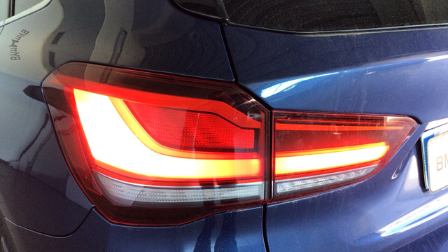 BMW X1 sDrive18i color Azul. Año 2021. 103KW(140CV). Gasolina. En concesionario BYmyCAR Madrid - Alcalá de Madrid