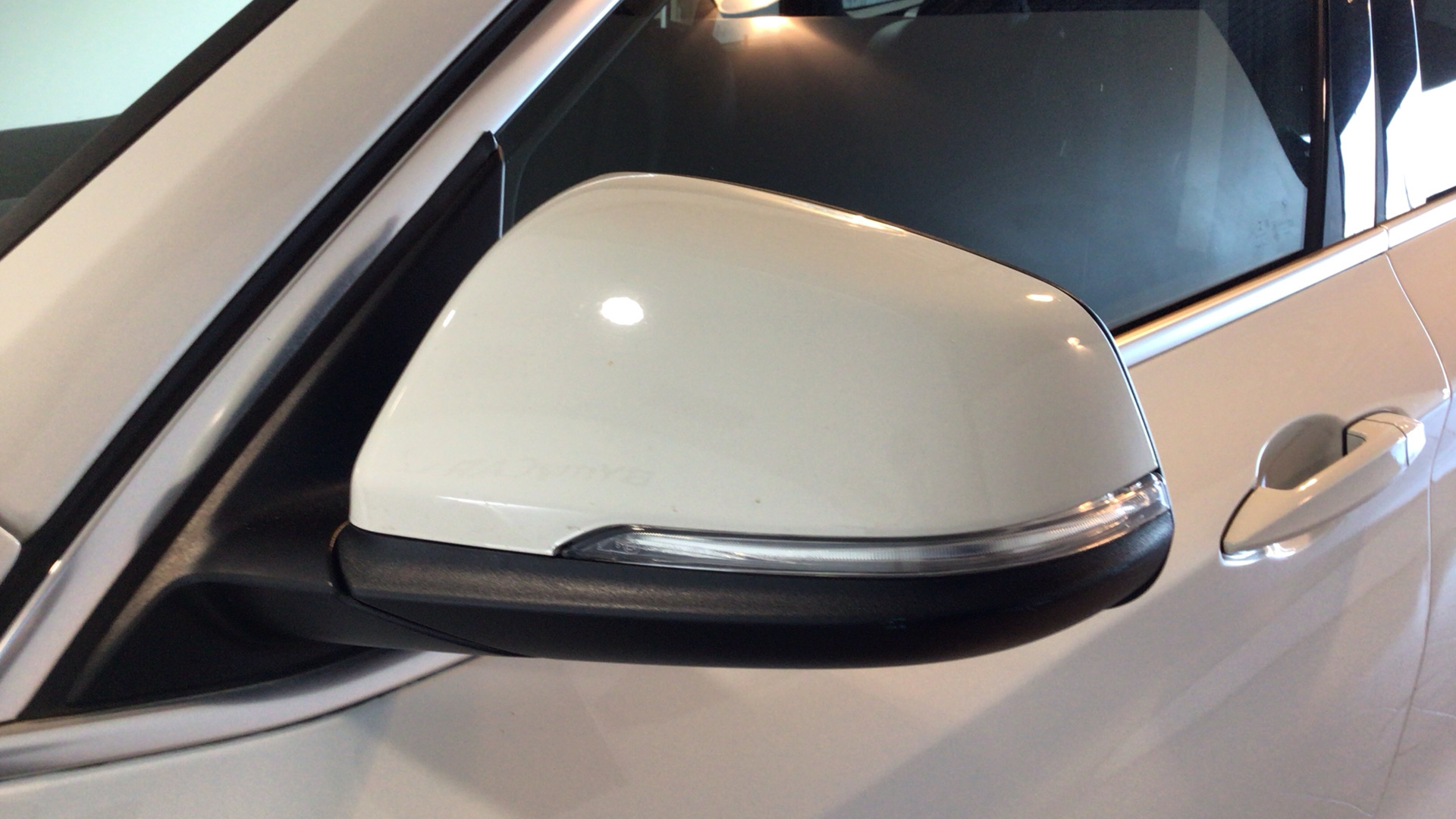 BMW X1 sDrive18d color Blanco. Año 2017. 110KW(150CV). Diésel. En concesionario BYmyCAR Madrid - Alcalá de Madrid