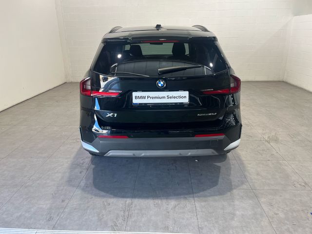 BMW X1 sDrive18d color Negro. Año 2023. 110KW(150CV). Diésel. En concesionario Motor Munich - Terrassa - VO de Barcelona
