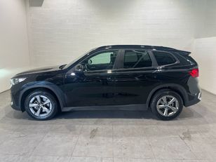 Fotos de BMW X1 sDrive18d color Negro. Año 2023. 110KW(150CV). Diésel. En concesionario Motor Munich - Terrassa - VO de Barcelona