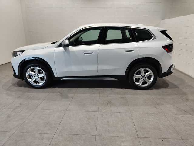 BMW X1 xDrive20d color Blanco. Año 2024. 120KW(163CV). Diésel. En concesionario MOTOR MUNICH S.A.U  - Terrassa de Barcelona