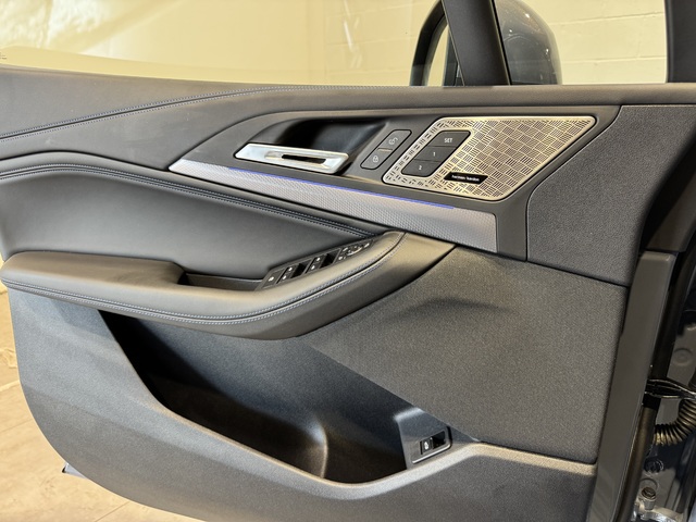 BMW Serie 2 220i Active Tourer color Gris. Año 2024. 125KW(170CV). Gasolina. En concesionario Motor Munich - Terrassa - VO de Barcelona