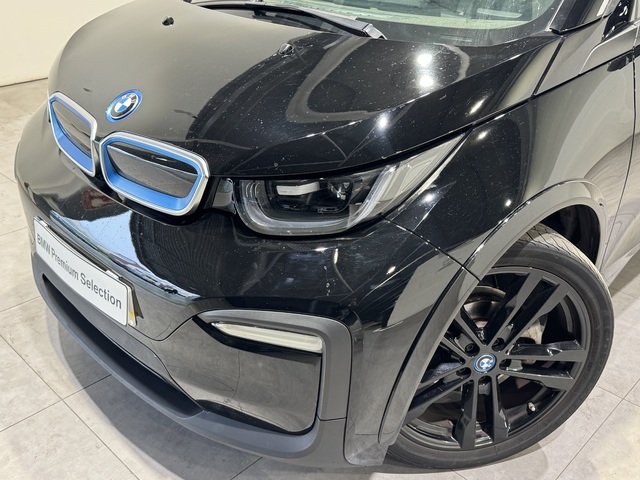 BMW i3 120Ah color Negro. Año 2019. 125KW(170CV). Eléctrico. En concesionario MOTOR MUNICH S.A.U  - Terrassa de Barcelona