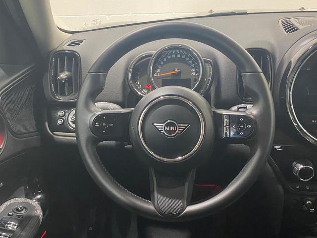 fotoG 12 del MINI MINI Countryman Cooper D 110 kW (150 CV) 150cv Diésel del 2023 en Barcelona