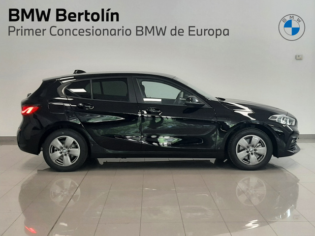 BMW Serie 1 118i color Negro. Año 2021. 103KW(140CV). Gasolina. En concesionario Automoviles Bertolin, S.L. de Valencia