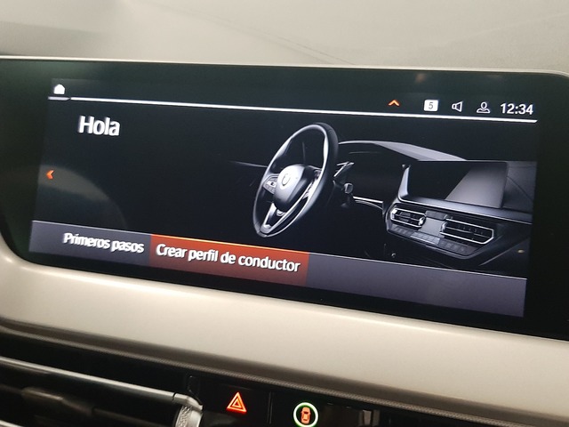BMW Serie 1 118i color Negro. Año 2021. 103KW(140CV). Gasolina. En concesionario Automoviles Bertolin, S.L. de Valencia