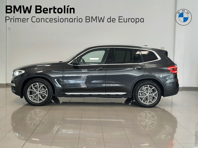 BMW X3 xDrive20d color Gris. Año 2020. 140KW(190CV). Diésel. En concesionario Automoviles Bertolin, S.L. de Valencia