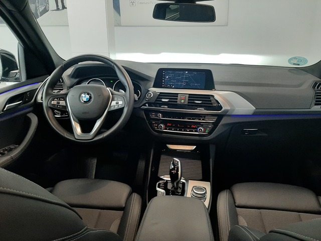 BMW X3 xDrive20d color Gris. Año 2020. 140KW(190CV). Diésel. En concesionario Automoviles Bertolin, S.L. de Valencia