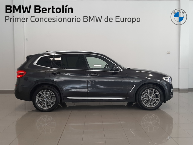 BMW X3 xDrive20d color Gris. Año 2020. 140KW(190CV). Diésel. En concesionario Automoviles Bertolin, S.L. de Valencia