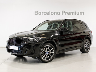 Fotos de BMW X3 xDrive30e color Negro. Año 2024. 215KW(292CV). Híbrido Electro/Gasolina. En concesionario Barcelona Premium -- GRAN VIA de Barcelona